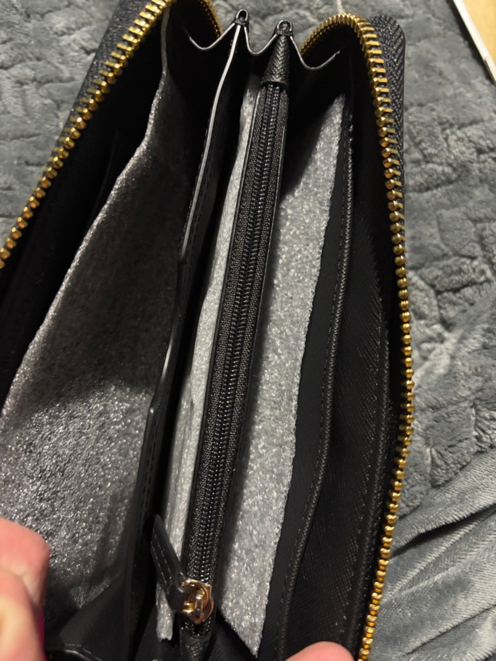 Michael Kors Black Zip-Around Saffiano Wallet with Gold Logo - Picture 6 of 9